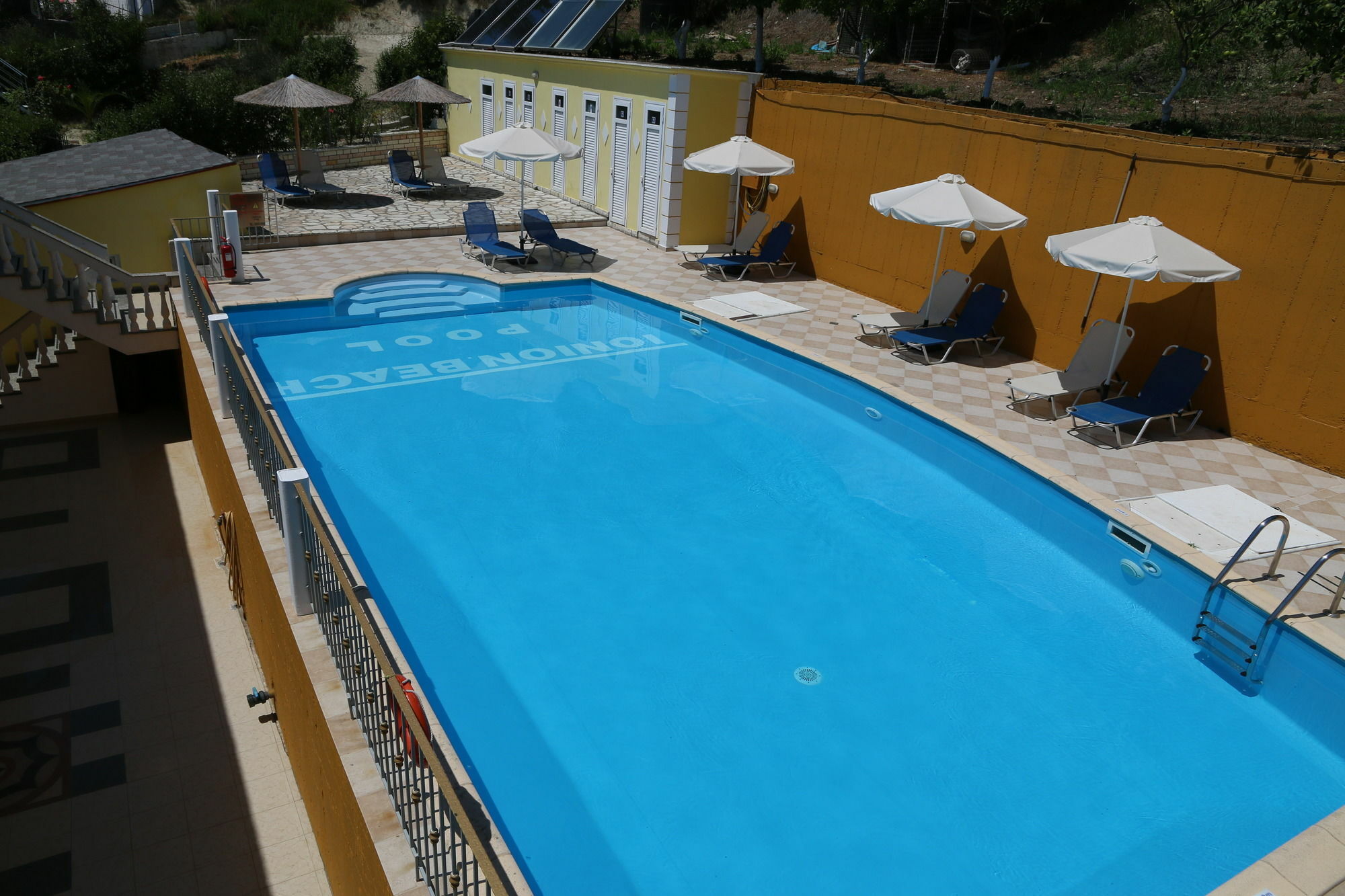 爱奥尼亚海滨瓦尔多斯酒店 帕尔加 外观 照片